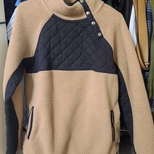 Abercrombie asymmetrical fleece Brown and black